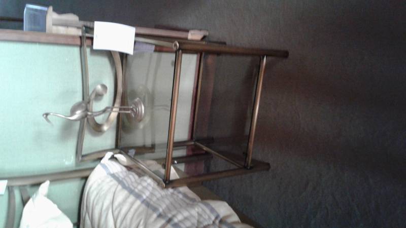 chevet métal laitonné 