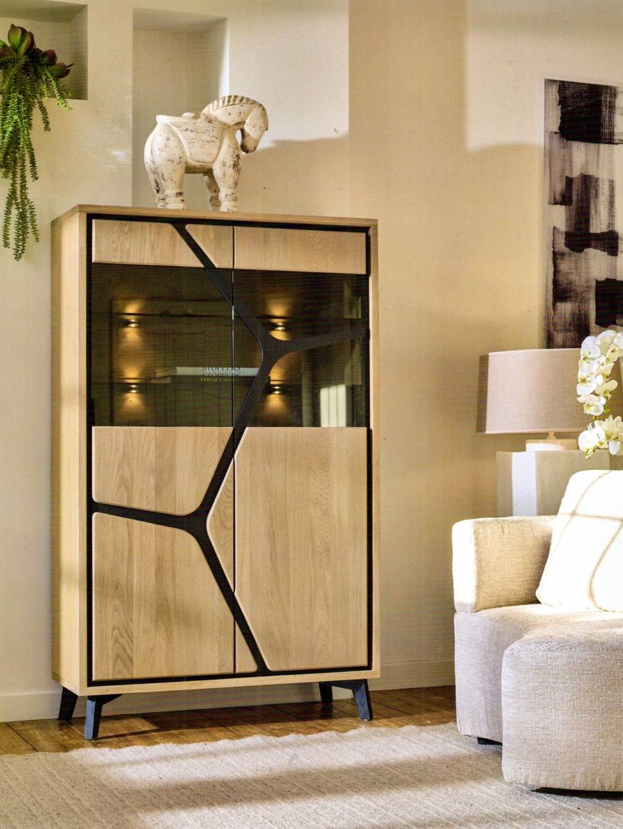 ENSEMBLE en CHÊNE, Collection NEO dans notre magasin à la Bastide Des Jourdans